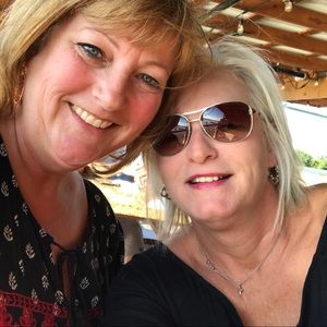 Meet your Posher, Gina